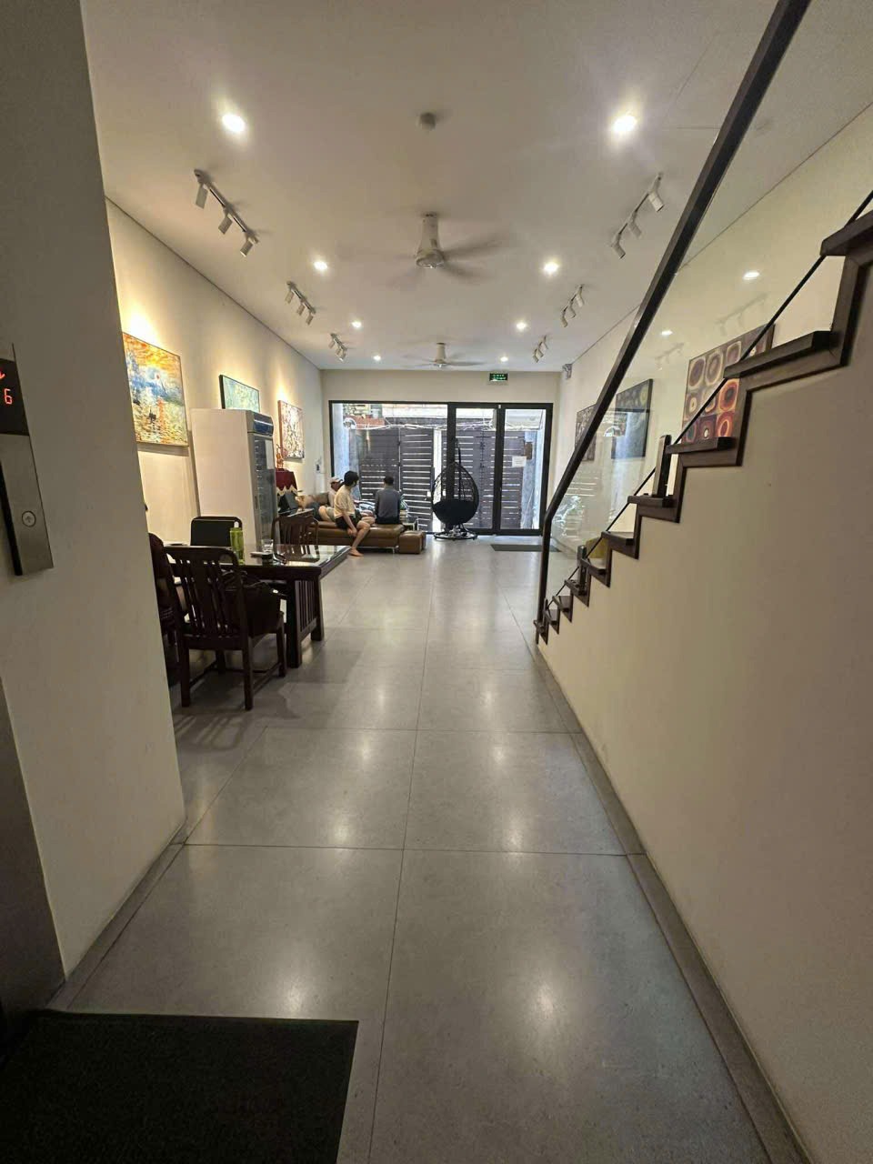 Bán Tòa Apartment Cao Cấp Mặt Phố - 110m2 - 7 Tầng - Giá 57 Tỷ
