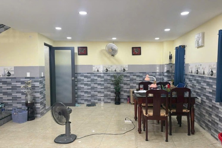 Bán nhà 2MT Hồ Biểu Chánh, P.11, 6.5x7m, 1T 1L 2L ST, 3pn, 3wc, 9.75 tỷ,TL