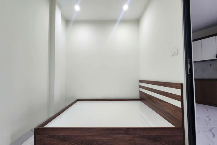 Nhà Tây Hồ Siêu phẩm 83m, 8 tầng, cầu thang máy xịn! 12 phòng khép kín! Dòng .tiền. 11 tỷ./1 năm!