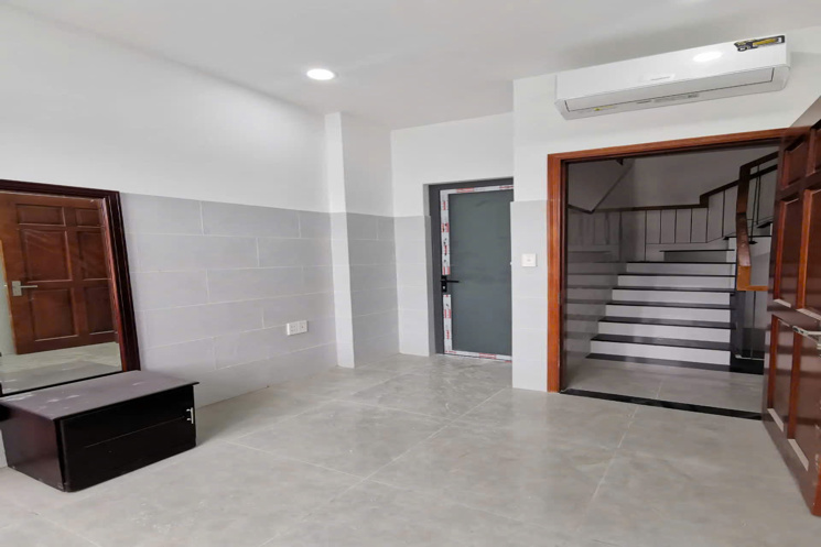 MẶT HẬU  LÊ TRỌNG TẤN, TÂN PHÚ - SỔ HỒNG RIÊNG, 6 PHÒNG ,  KHỦNG 72.7M2 - GIÁ NHỈNH  6 TỶ