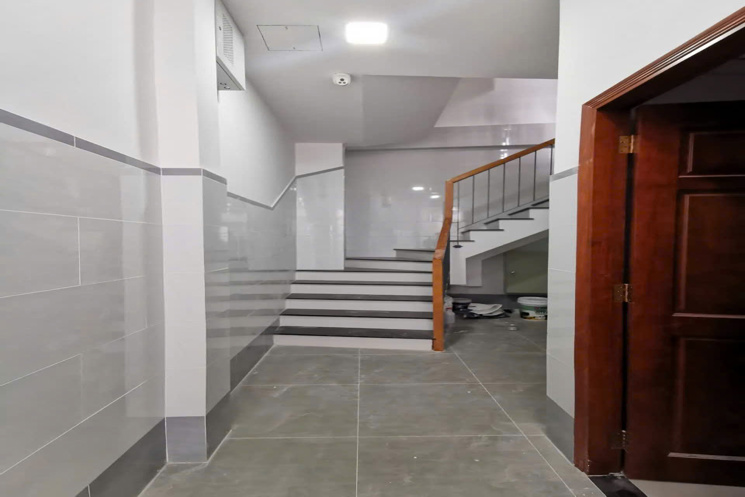 MẶT HẬU  LÊ TRỌNG TẤN, TÂN PHÚ - SỔ HỒNG RIÊNG, 6 PHÒNG ,  KHỦNG 72.7M2 - GIÁ NHỈNH  6 TỶ