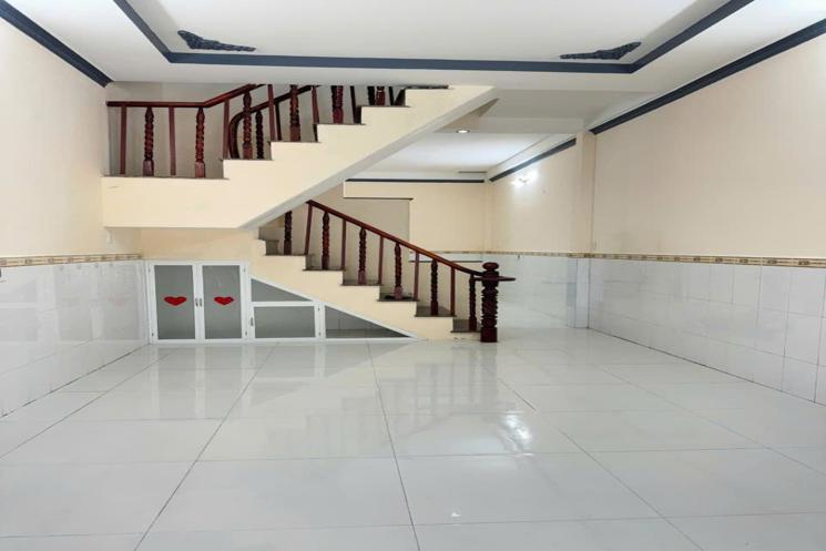 Giảm 200tr! Nhà 2 tầng HXH 36m2, Vuông – Nguyễn Thị Đặng Q12