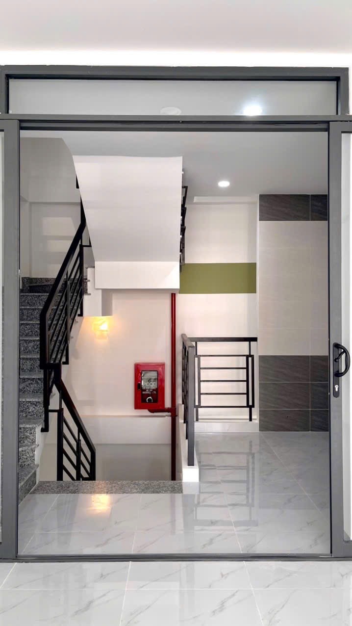 Cho Thuê Nhà Nguyên Căn Mặt Tiền Trần Não, Thủ Đức - 8 Phòng Ngủ, Vị Trí Đắc Địa