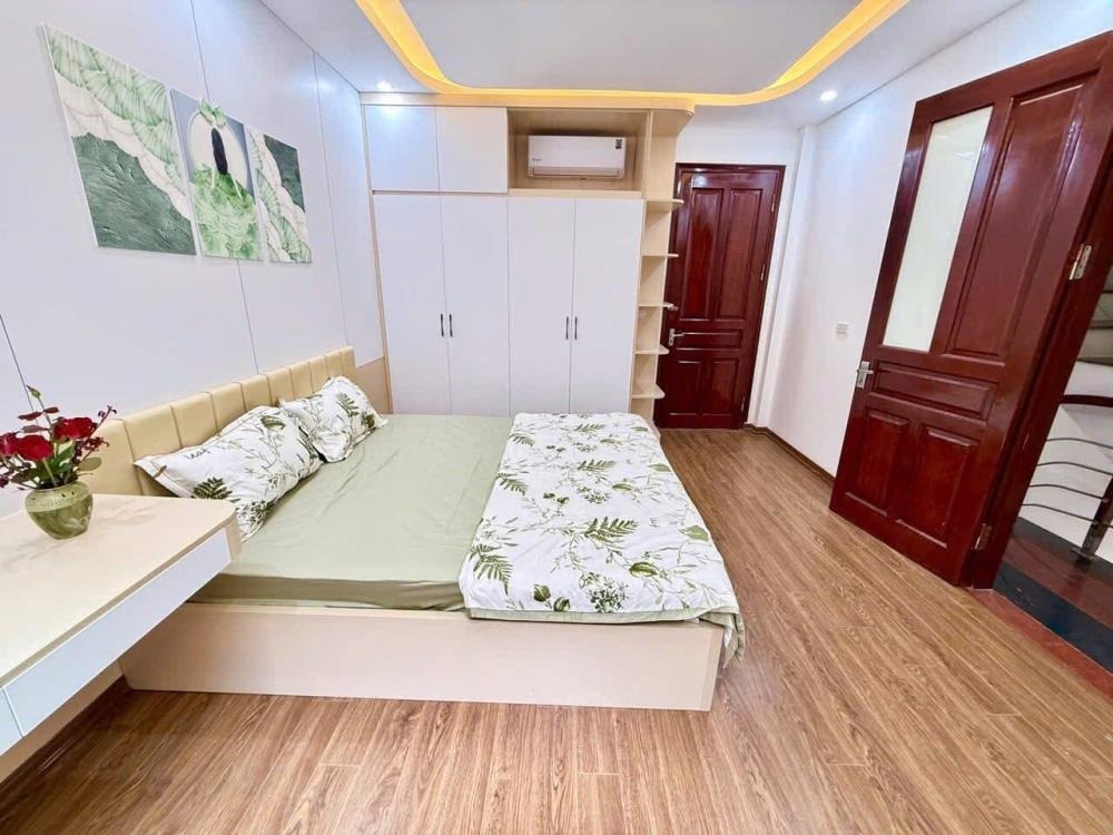 Bán nhà Thái Thịnh, Đống Đa - 31m2, 5 Tầng, 7.75 Tỷ - Vị Trí Đẹp