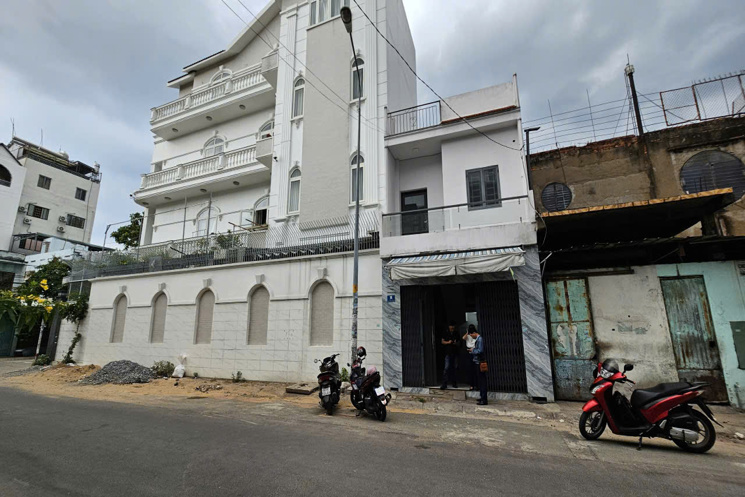 Bán nhà Mặt tiền 1 Lê Lộ, Phường Phú Thạnh, Khu họ Lê. DT 4,6 x 8, 1 trệt 1 lầu chỉ 5,5 tỷ