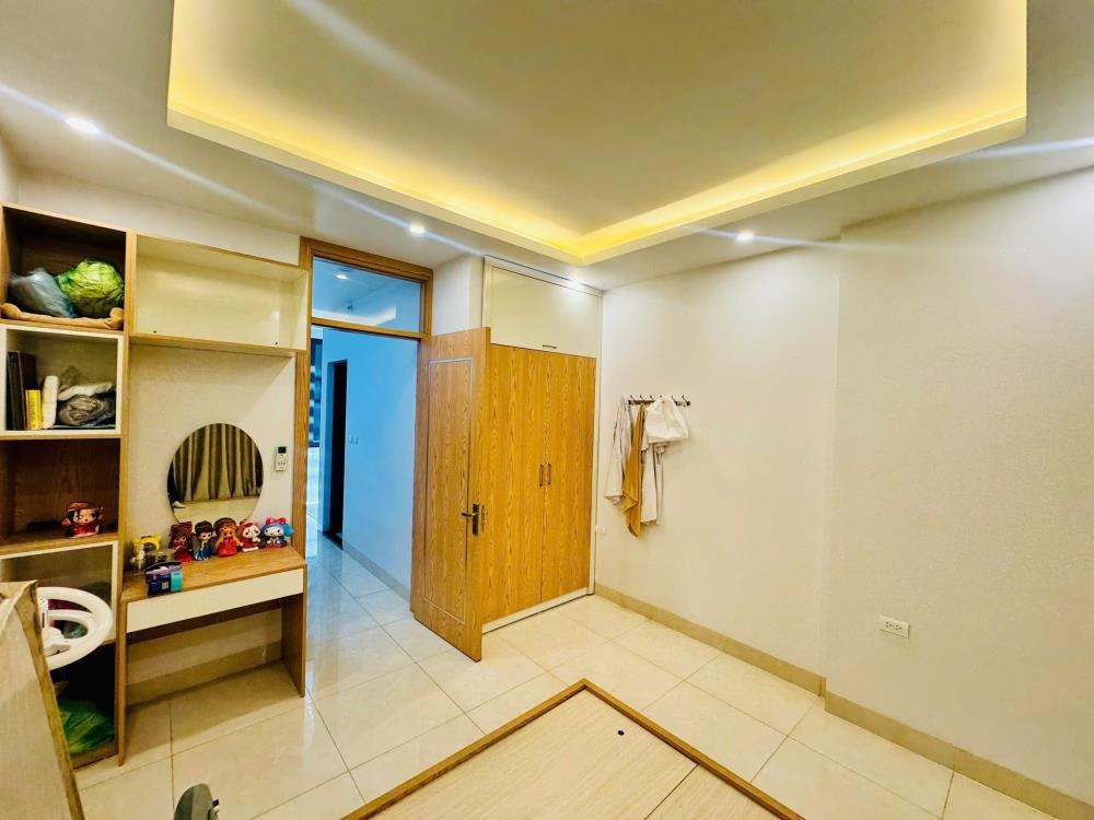Bùi Xương Trạch - Nhà 57m2, 3 Tầng, Ngõ Oto, Giá 12 Tỷ - Vị Trí Đỉnh Cao