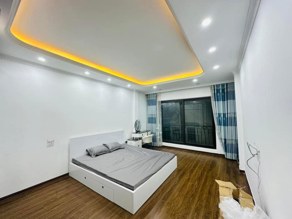 Nhà Ngõ Thông Thoáng Nguyễn Trãi - 4 Tầng, 45m2, Oto Đỗ Cửa, Giá Tốt