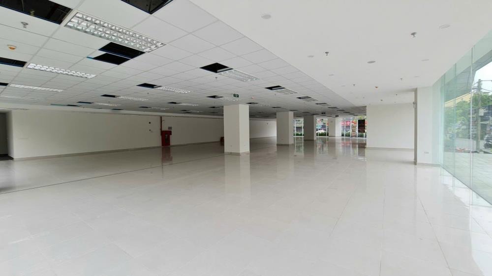 Cho Thuê Sàn Thương Mại DC Complex - Vị Trí Đắc Địa, Giá Tốt