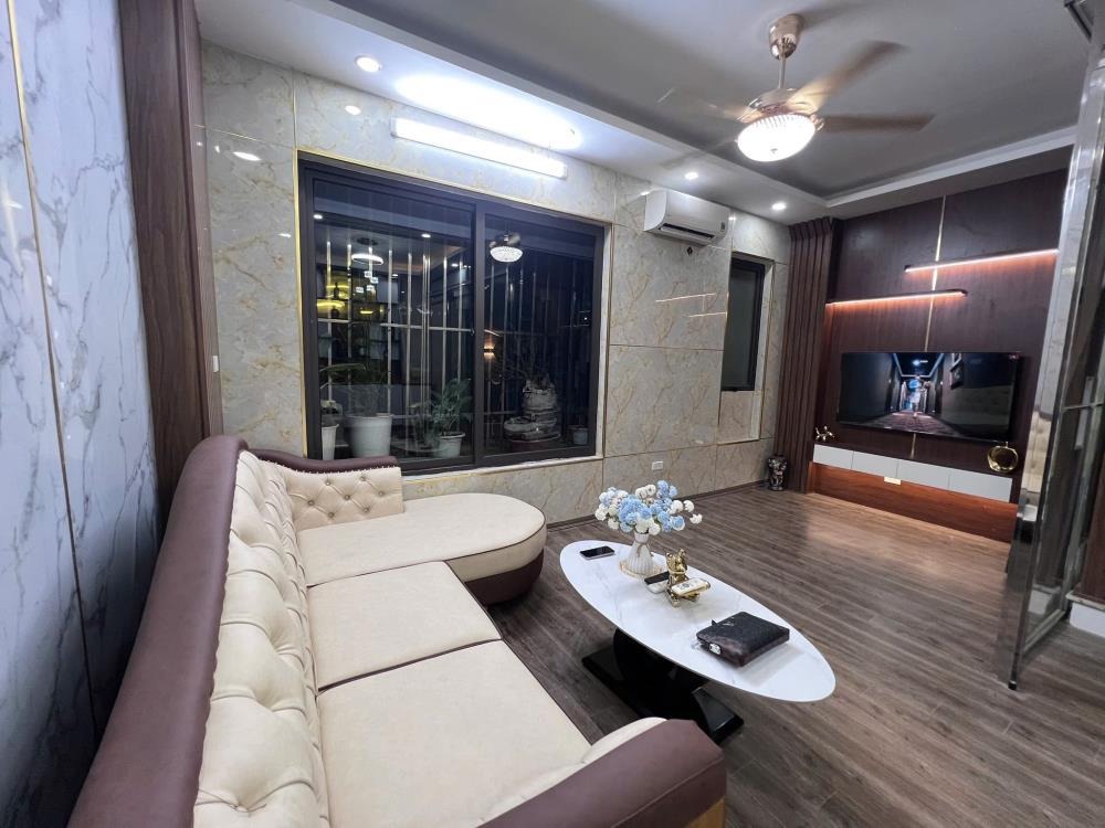 Nhà Mặt Phố Thanh Xuân 6 Tầng, Gara Ô Tô - Giá 13.25 Tỷ