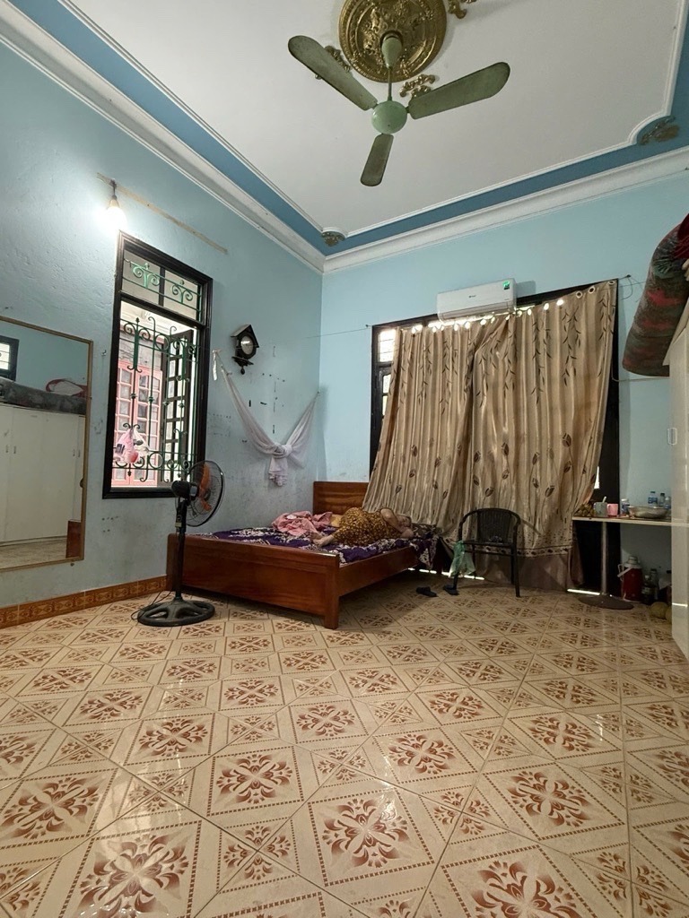 Bán đất tặng nhà Nam Dư 110m2 - Hơn 10 tỷ - Vị trí đắc địa