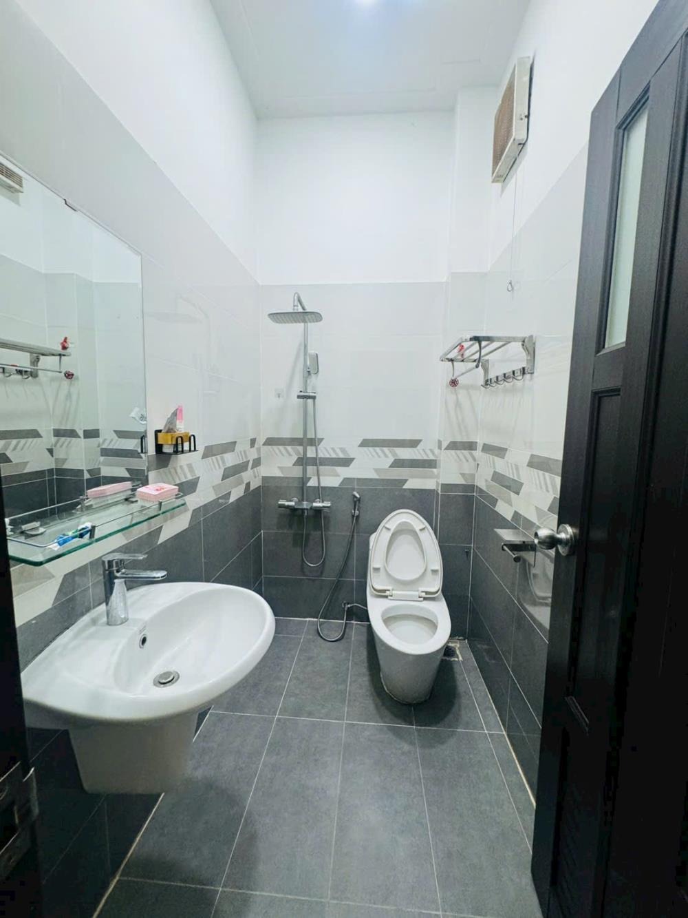 🏡 Nhà Gò Vấp 70m² - 2 Tầng - Xe Hơi - 5.9 Tỷ - Vị Trí Đắc Địa