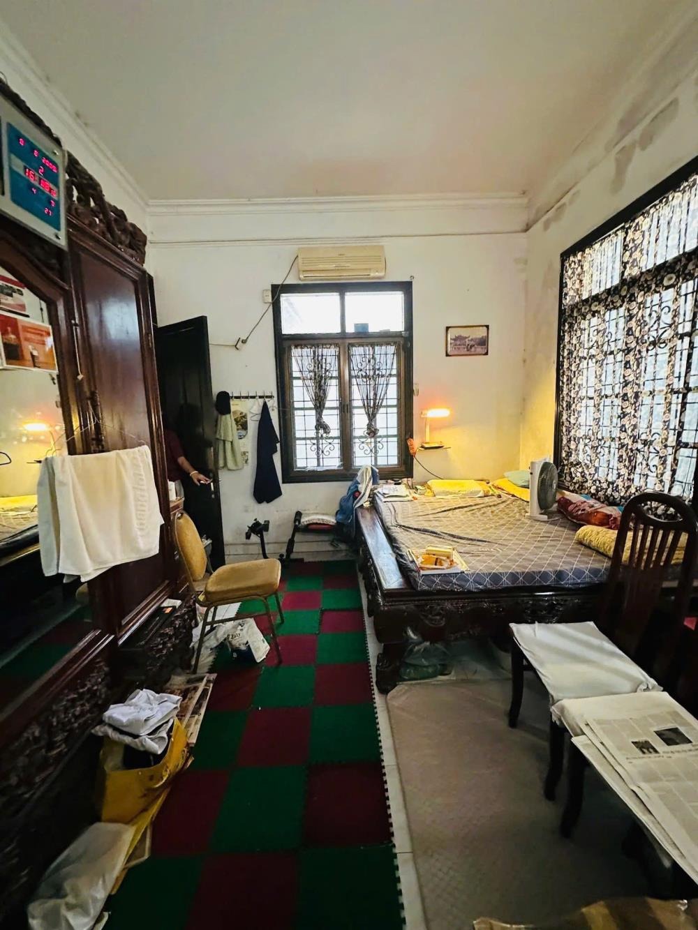 Bán nhà phố Quảng Bá, Tây Hồ: 101m2, 4 tầng, MT 6.8m, lô góc, 57 tỷ