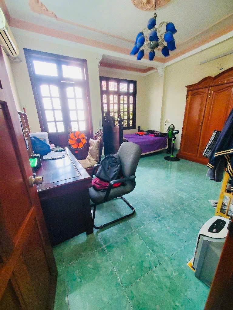 Bán nhà Tân Bình - HXH Phan Huy Ích 90m2, 4 Tầng, Giá 10.8 Tỷ