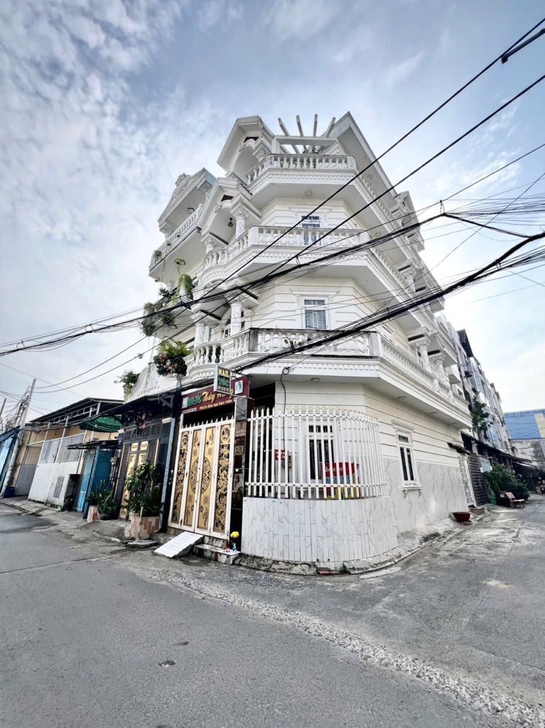 Lô Góc 2 Mặt Tiền Bình Tân - Kinh Doanh Đắt Lợi, Full Nội Thất