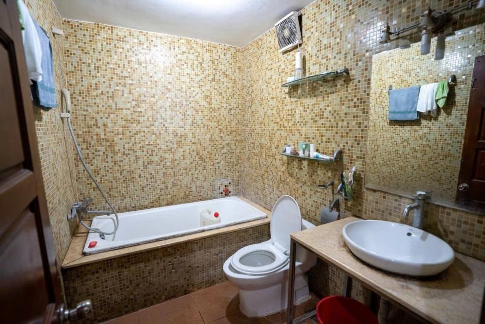 Chung Cư KĐT Mới Yên Hòa 100m² Tầng Trung, 6.9 Tỷ - View Hồ, Full Nội Thất