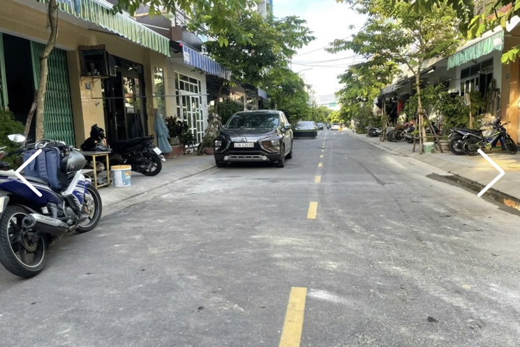 Nhà cấp 4 mặt tiền đường Nguyễn Văn Tố . DT:54m