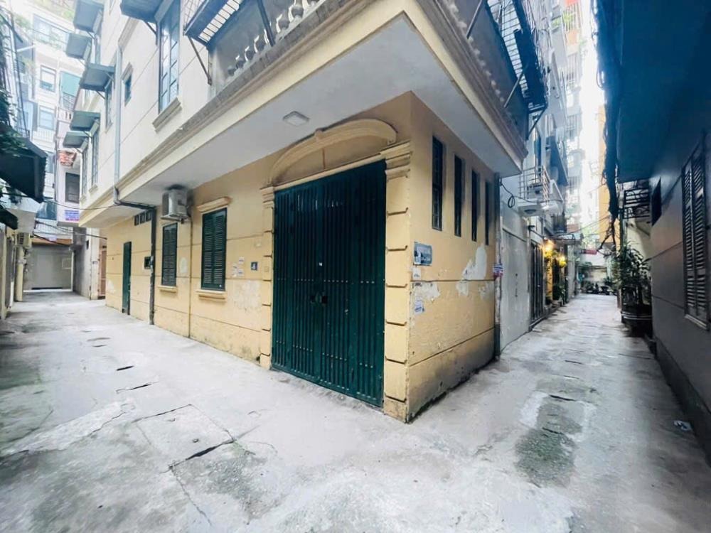 Phân Lô Ngõ 12 Đào Tấn - 45m² x 4 Tầng, Ô Tô Đỗ Cửa, Vị Trí Đắc Địa