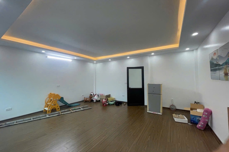 NHỈNH 9 tỷ  NHÀ ĐẸP KIM MÃ- TRUNG TÂM BA ĐÌNH – 42m² – 5 TẦNG – MẶT TIỀN 5M