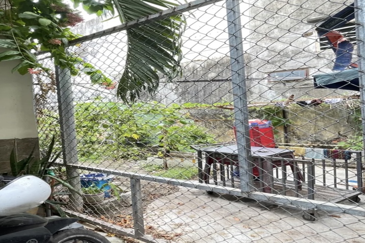Lô đất kiệt Lê Duẩn . DT:63m . Ngang 4m3
