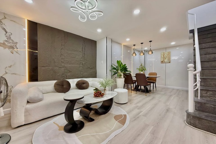 Nhà 3 tầng kiệt oto Đỗ Quang . Full nội thất xịn xò