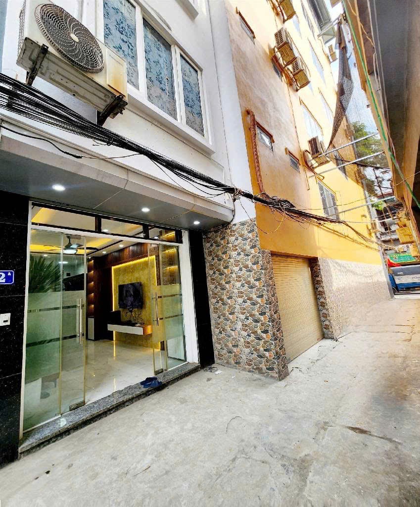Bán nhà Vĩnh Hưng 6 tầng, gần phố, sổ đỏ chính chủ - Giá 7.55 tỷ