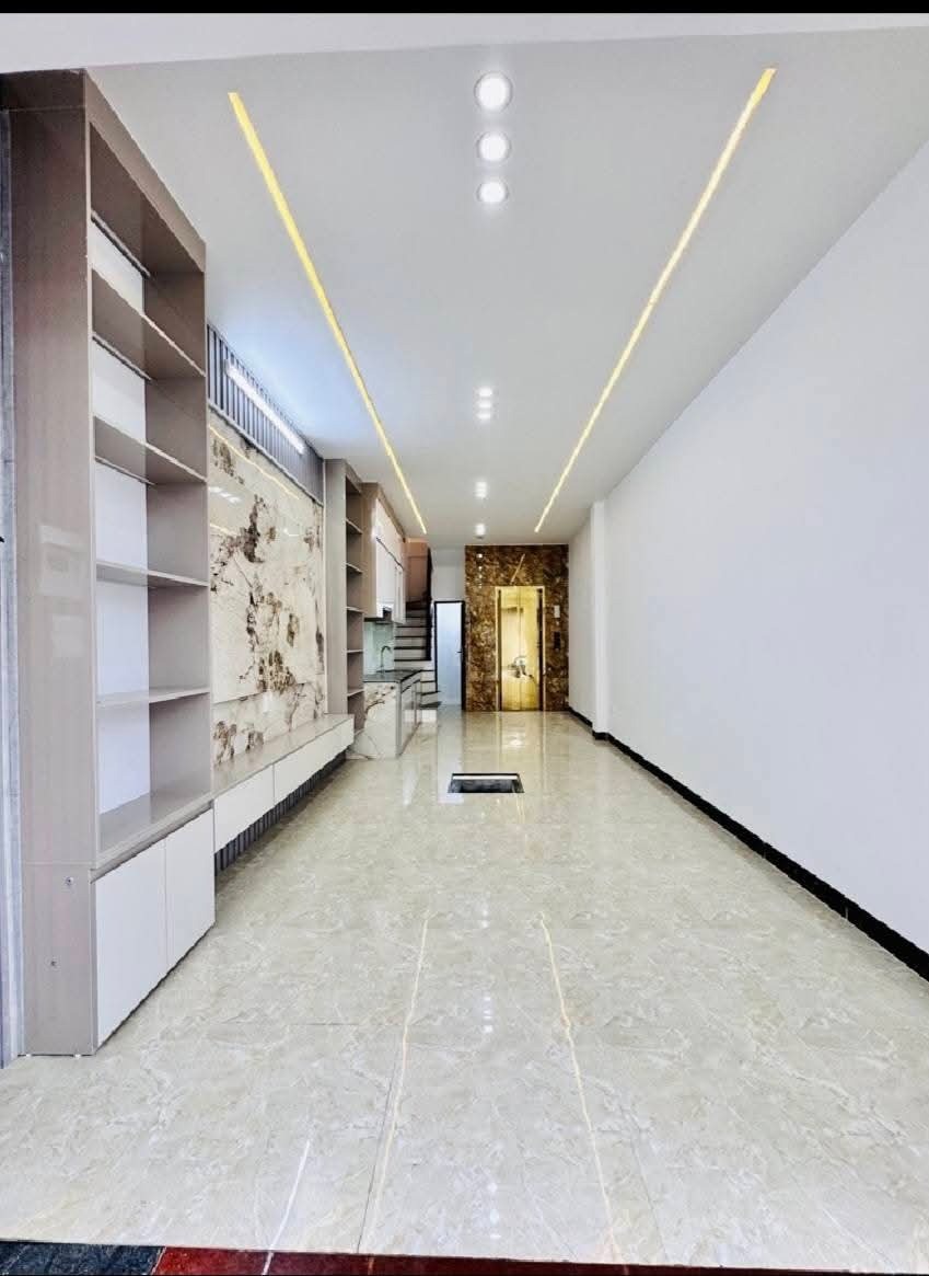 🌟 Siêu phẩm 36m² x6 tầng, ô tô tránh, thang máy, giá tốt 🌟