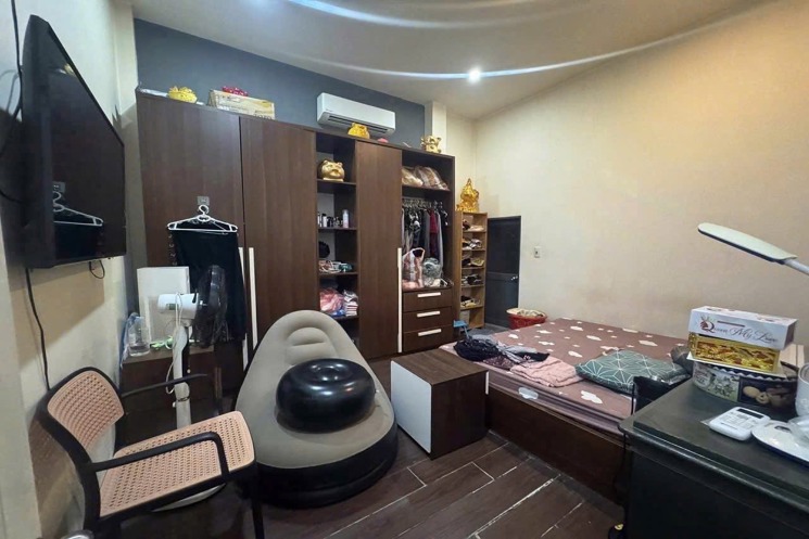 CẦN BÁN GẤP NHÀ 2 TẦNG FULL NỘI THẤT – GẦN BIỂN – GIÁ TỐT! Mặt tiền đường Phú Xuân – Hòa Minh –