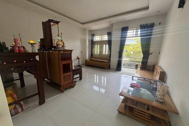 CẦN BÁN GẤP NHÀ 2 TẦNG FULL NỘI THẤT – GẦN BIỂN – GIÁ TỐT! Mặt tiền đường Phú Xuân – Hòa Minh –