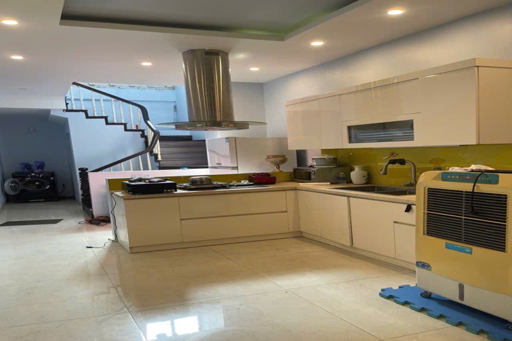 Nhà Tây Hồ 60m, 5 tầng, 2 thoáng, view Hồ Tây cực chill!