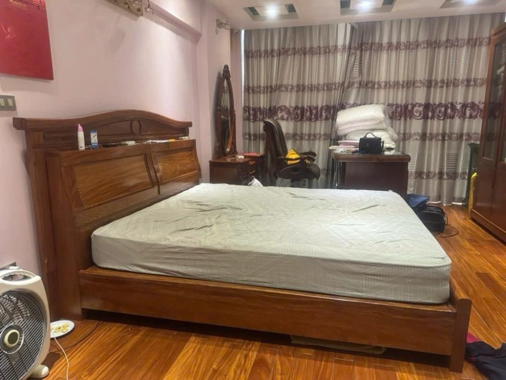 Bán nhà 5 tầng, 44m2 gần Học viện Cảnh sát Nhân dân - Giá 12 tỷ
