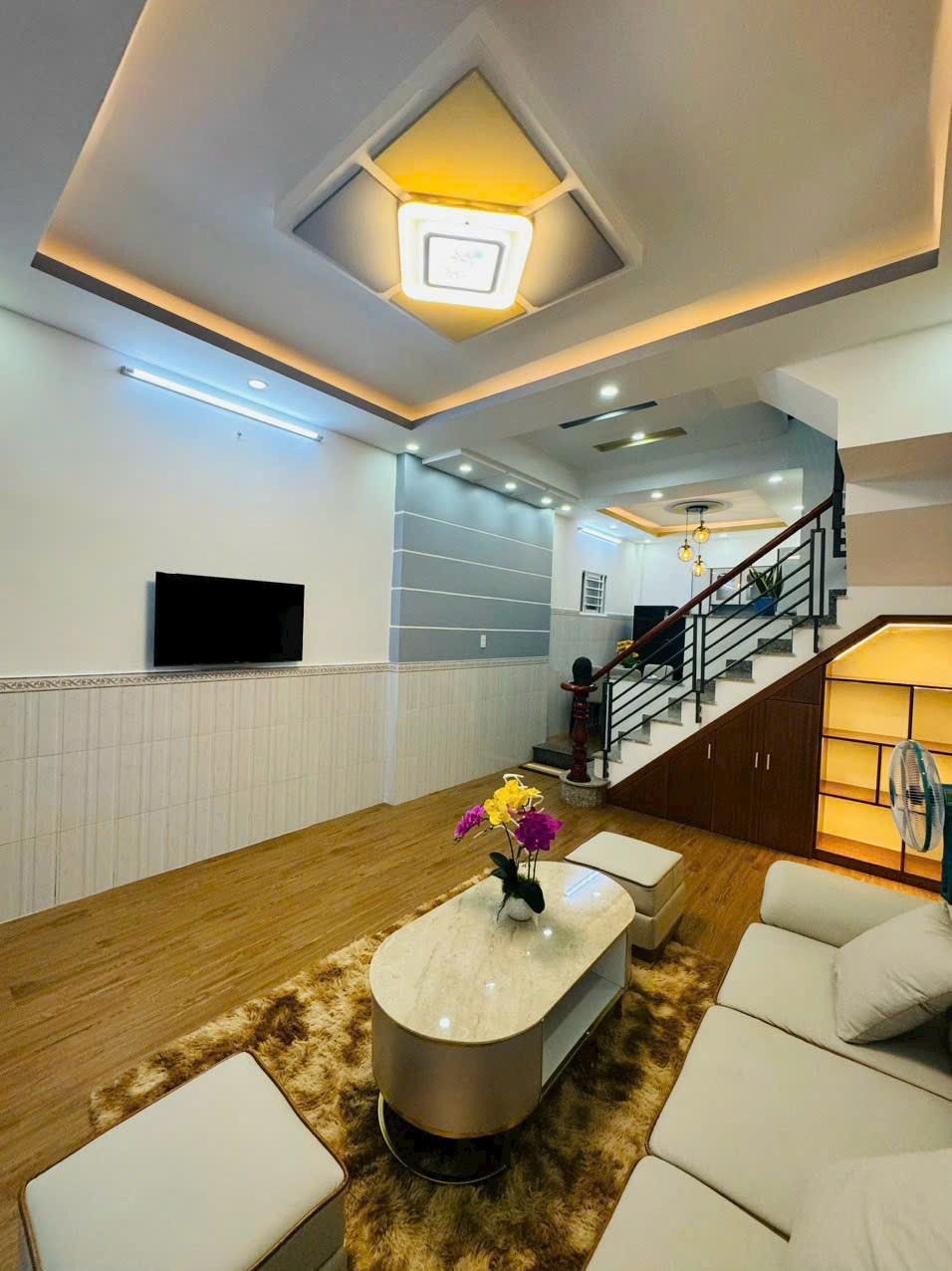 Bán Nhà Tân Bình - 4x10m, Giá 4.7 Tỷ - Vị Trí Đẹp, Tiềm Năng
