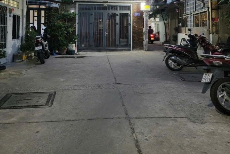 Nhà 2 Tầng Sàn 52M2, Vuông – Lê Đức Thọ Qv