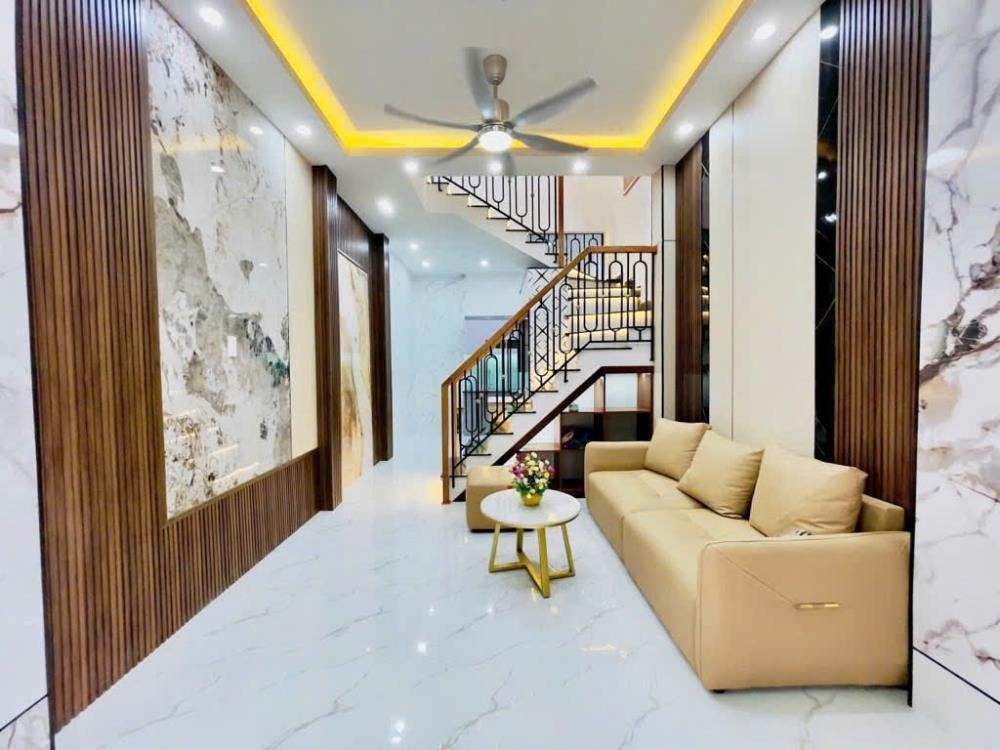 Nhà Mới 2 Tầng, 42m2, Quang Trung, Quận Thủ Đức - Giá 3.85 tỷ