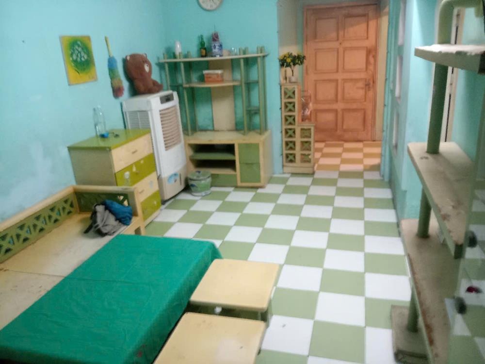 Chính chủ cho thuê căn hộ tập thể Nghĩa Đô, Cầu Giấy - 70m2, 2PN, 8.5tr