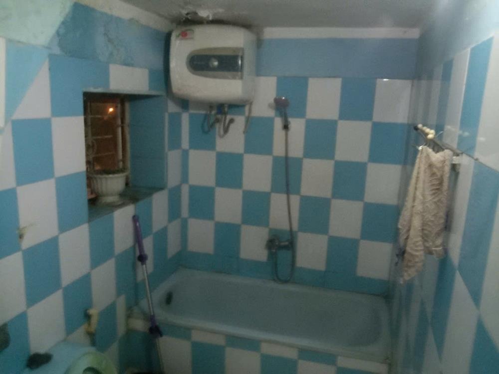 Chính chủ cho thuê căn hộ tập thể Nghĩa Đô, Cầu Giấy - 70m2, 2PN, 8.5tr