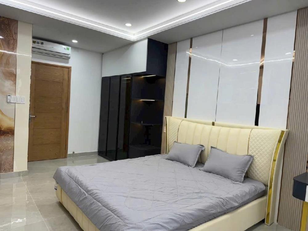 Bán nhà Tân Phú: 4 Tầng, 84m2, Giá 8.9 Tỷ - Vị Trí Đẹp, Pháp Lý Chuẩn