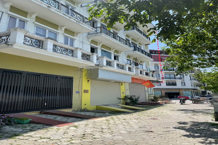 CẦN BÁN LIỀN KỀ PHÚ LƯƠNG –  HÀ ĐÔNG – ĐƯỜNG 30 M, 5 TẦNG 18.2 TỶ