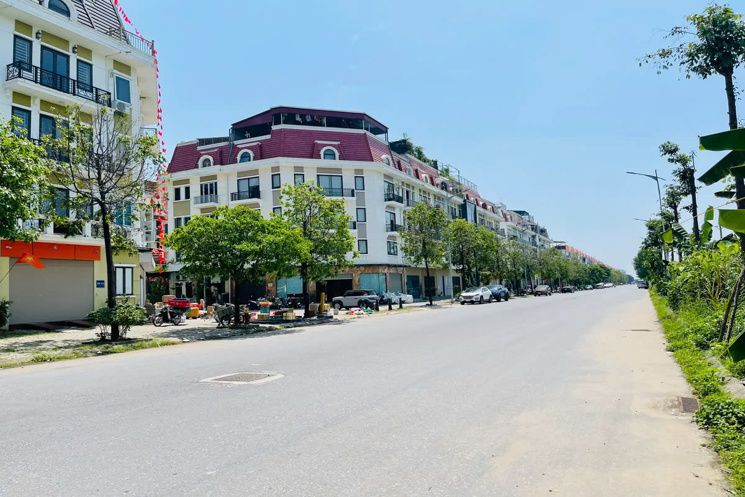 CẦN BÁN LIỀN KỀ PHÚ LƯƠNG –  HÀ ĐÔNG – ĐƯỜNG 30 M, 5 TẦNG 18.2 TỶ