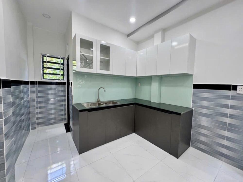 Nhà 2 Tầng 32m2 Nguyễn Duy Cung: Vị Trí Đẹp, Pháp Lý Rõ Ràng