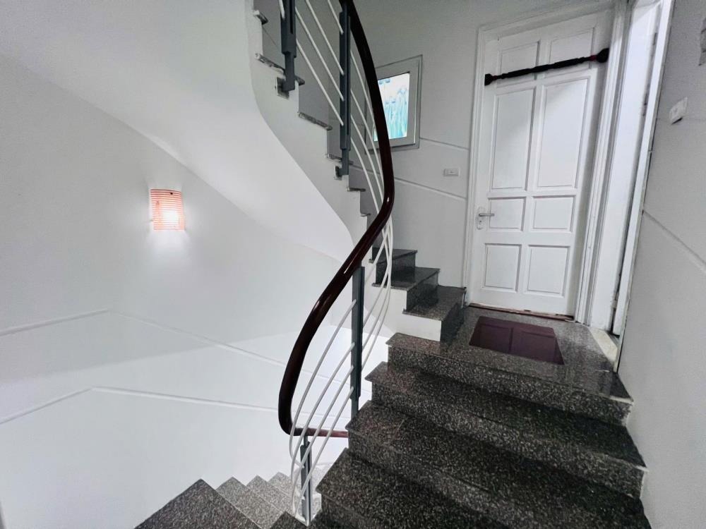 Bán nhà Thái Hà, Đống Đa - 5 Tầng, Giá 8.4 Tỷ - Vị Trí Đẹp
