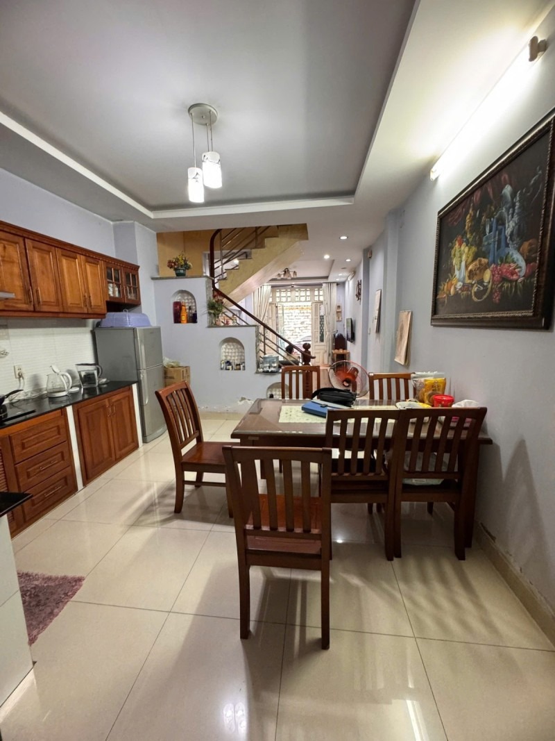 Bán Nhà 56m² Bình Tân - 4PN, Hẻm Xe Tải, Giá 6.7 Tỷ