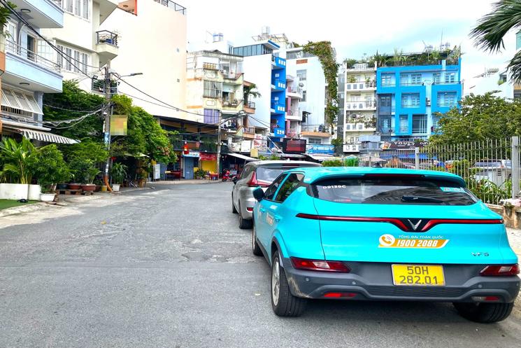 Siêu Hiếm - Bán nhà Hẻm Rộng 12M Khu VIP Lê Văn Sỹ Q3, 6 Tầng, MT rộng thoáng,  Vị trí đắc địa