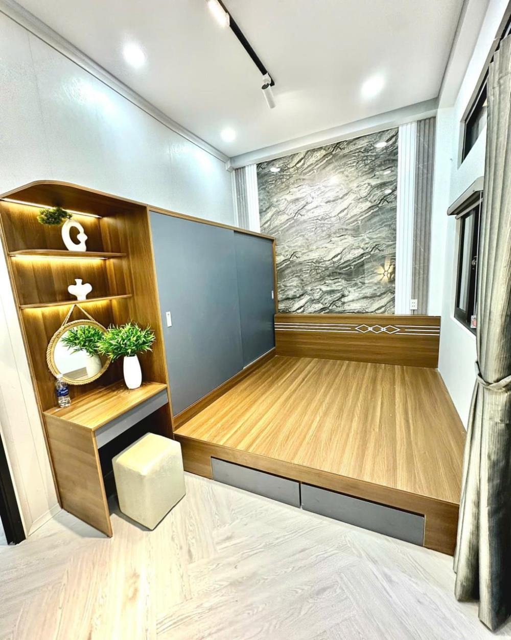 🏡 Nhà Mới 4 Tầng HXH, 94m2 Phú Nhuận - Giảm 200TR!