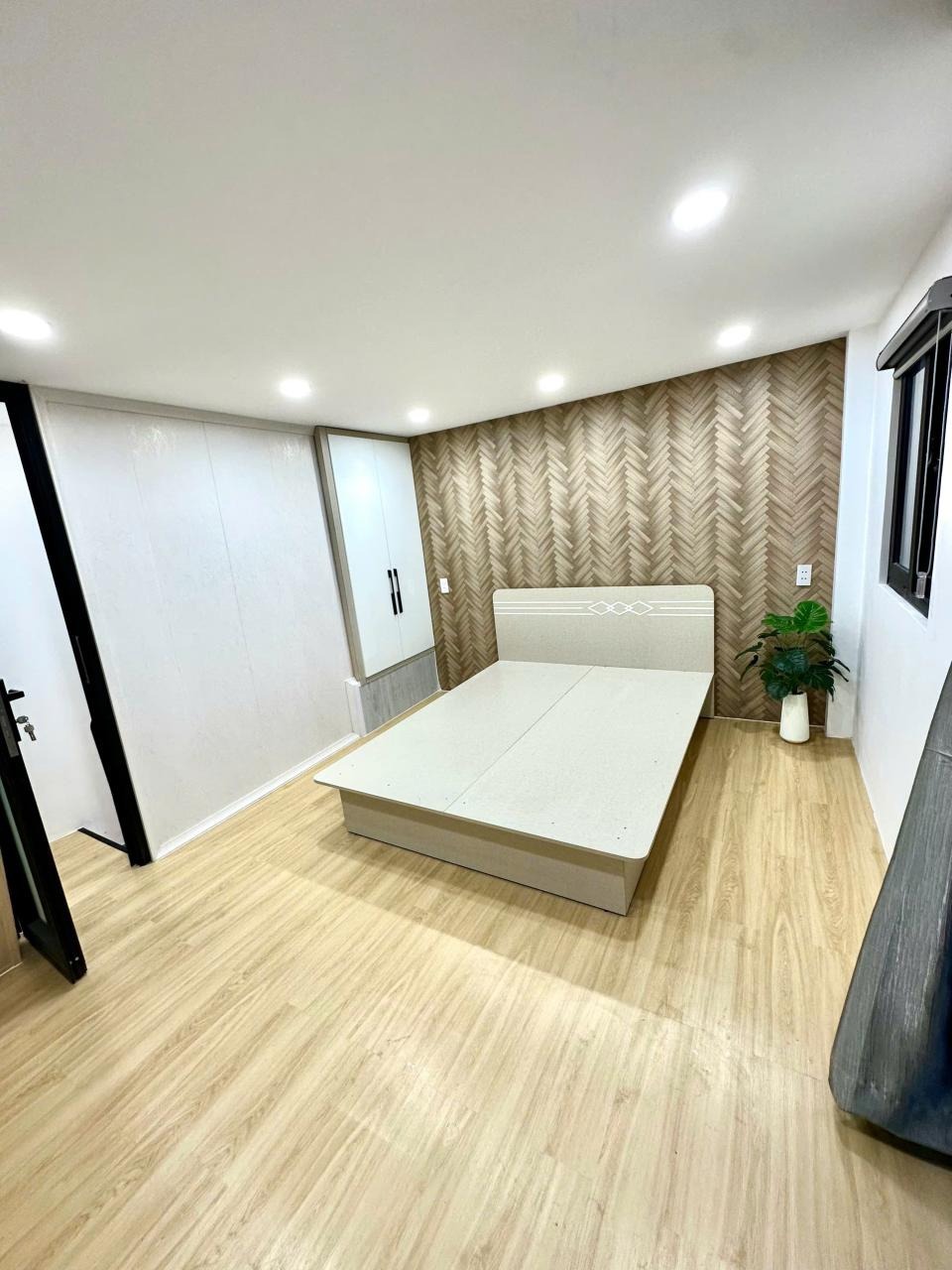🏡 Nhà Mới 4 Tầng HXH, 94m2 Phú Nhuận - Giảm 200TR!