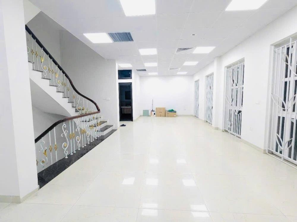 Nhà Mặt Phố Chùa Bộc - 36 tỷ - Vị Trí Đắc Địa - Kinh Doanh Sầm Uất