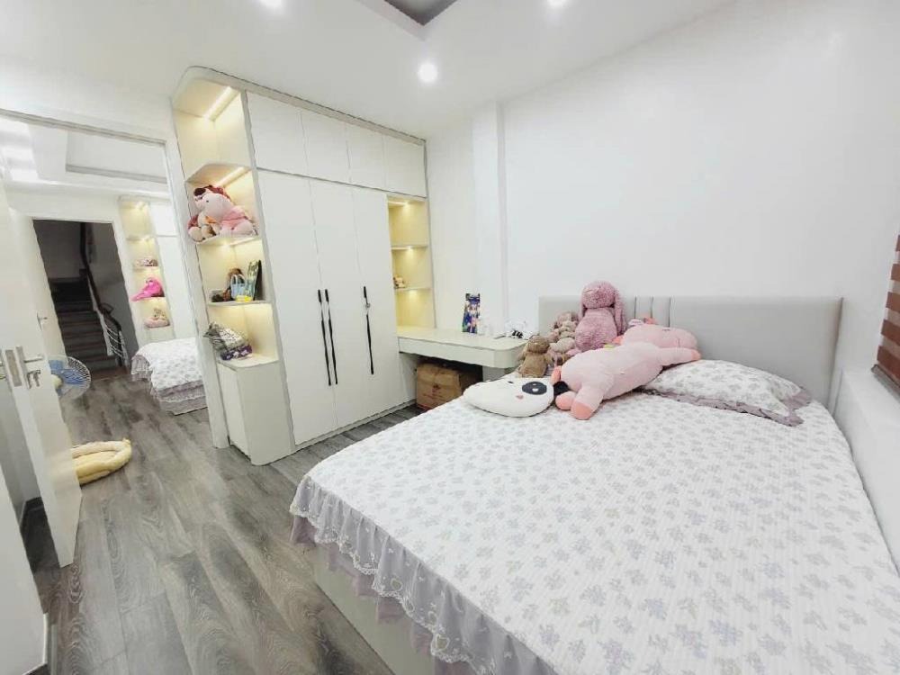 Siêu phẩm Thái Hà: Ô tô dừng đỗ, gần phố, giá 15.5 tỷ