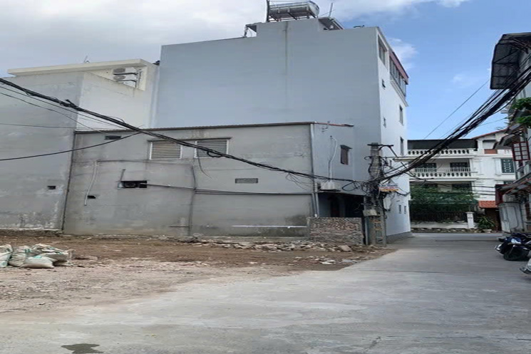 BÁN 80M2 ĐẤT PHỐ ĐỨC GIANG- LONG BIÊN MẶT TIỀN 6M X 9.3 TỶ. Ô TÔ VÀO ĐẤT