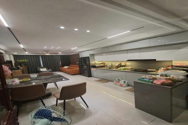 NHÀ ĐẸP TẶNG NỘI THẤT Phố Bồ Đề 52 m2 X 6 Tầng 13.9 tỷ Long Biên Hà Nội.Ô TÔ VÀO NHÀ