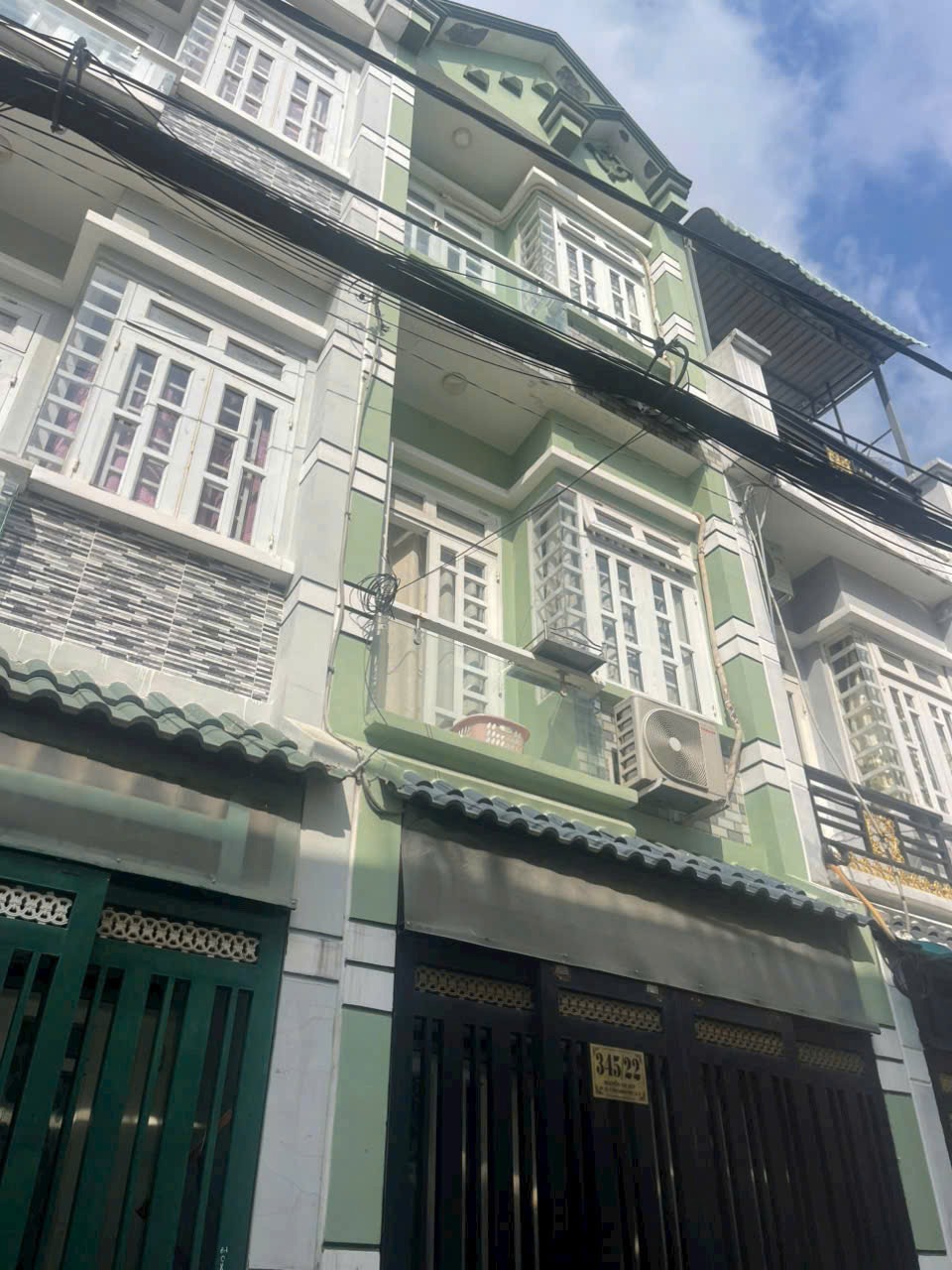 Nhà phố 1 trệt 2 lầu, đường nhựa 4m, gần chợ Tân Chánh Hiệp - Giá 1 tỷ 870 triệu