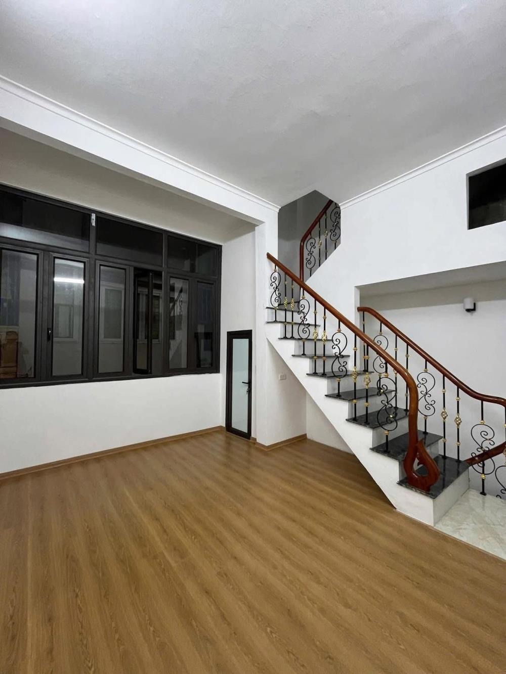 Bán Nhà Khương Trung Thanh Xuân - 54m2, 4 Tầng, Kinh Doanh - 14.2 Tỷ